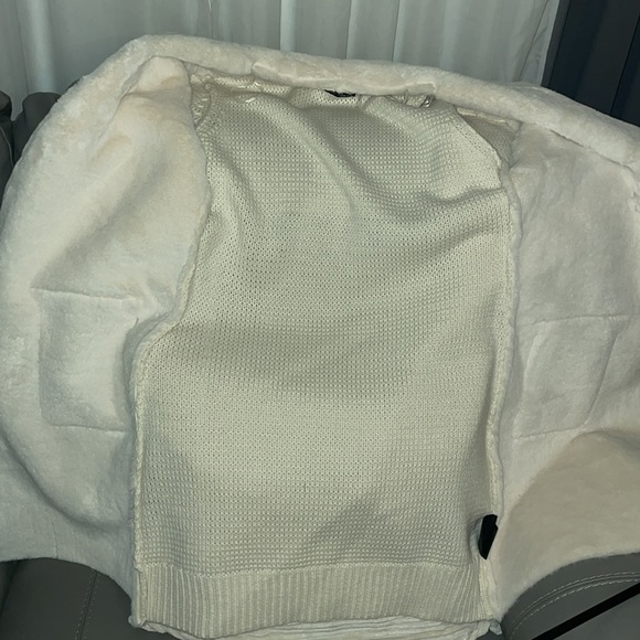 LOVE TOKEN IVORY FAUX FUR CARDIGAN. - Picture 7 of 9